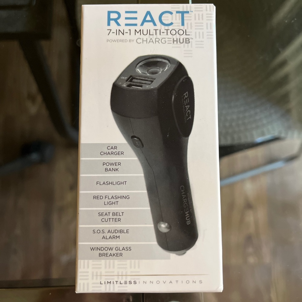 Car accessory for multiple uses and can even break a window !